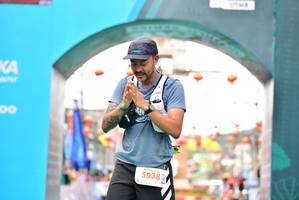 BIB: 100, 5038
                            <button type="button" onclick="openModal(21796287)" class="btn btn-primary btn-sm float-right btn-popup" data-toggle="modal" data-target=".modal-high-quality">
                        <i class="fas fa-shopping-cart"></i> Add to Cart
                    </button>
                                            <button type="button" onclick="isThisMe(21796287, true)" class="btn btn-success btn-sm float-right btn-popup btn-isme hidden" data-toggle="tooltip" data-placement="bottom" title="นี่คือรูปของคุณใช่ไหม คลิกที่นี่เพื่อเอาเข้าอัลบั้ม">
                        <i class="fas fa-plus"></i> Add to album
                    </button>
                    <button type="button" onclick="isThisMe(21796287, false)" class="btn btn-warning btn-sm float-right btn-popup btn-isnotme hidden">
                        <i class="fas fa-ban"></i> Remove from album
                    </button>